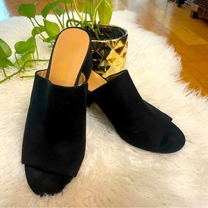 Size 9, black, like knew slide on black shoe, block heal